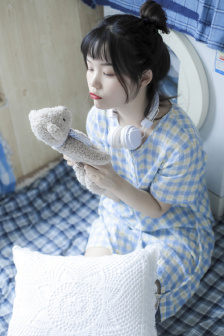 三个人玩我一个人什么感觉