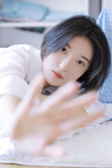 女邻居的大乳中文字幕BD